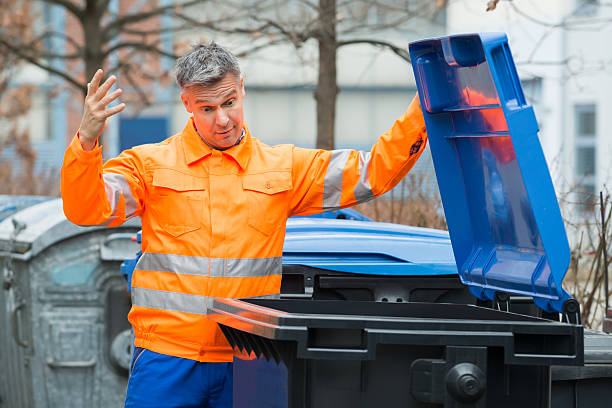 Best Property Management Cleanouts  in Laware City, DE